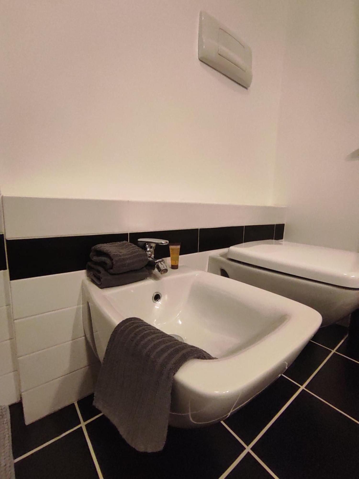 Appartamento Tranquillo Barcode House Erbusco Buitenkant foto
